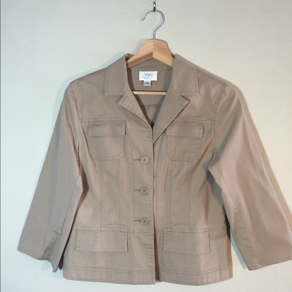 💝 ANN TAYLOR Loft Cropped Blazer